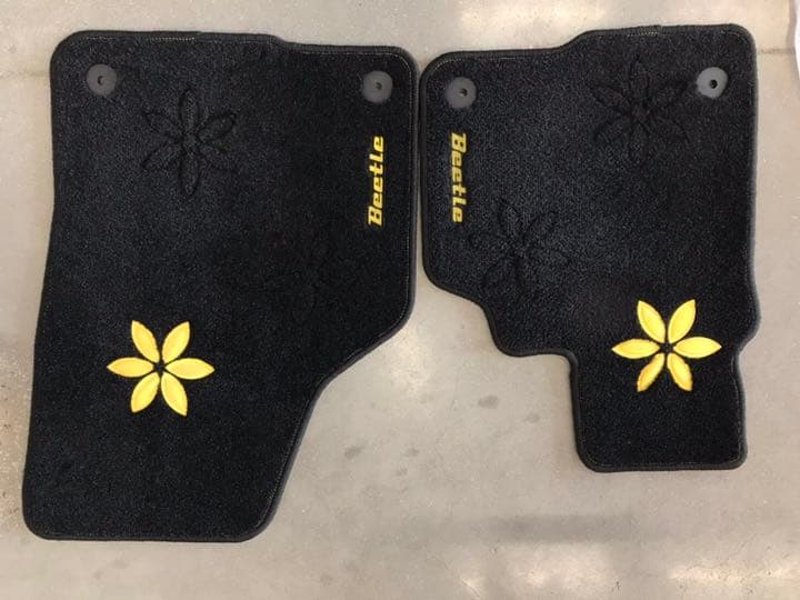 VW ザ・ビートル フロアマット イエロー 【希少】