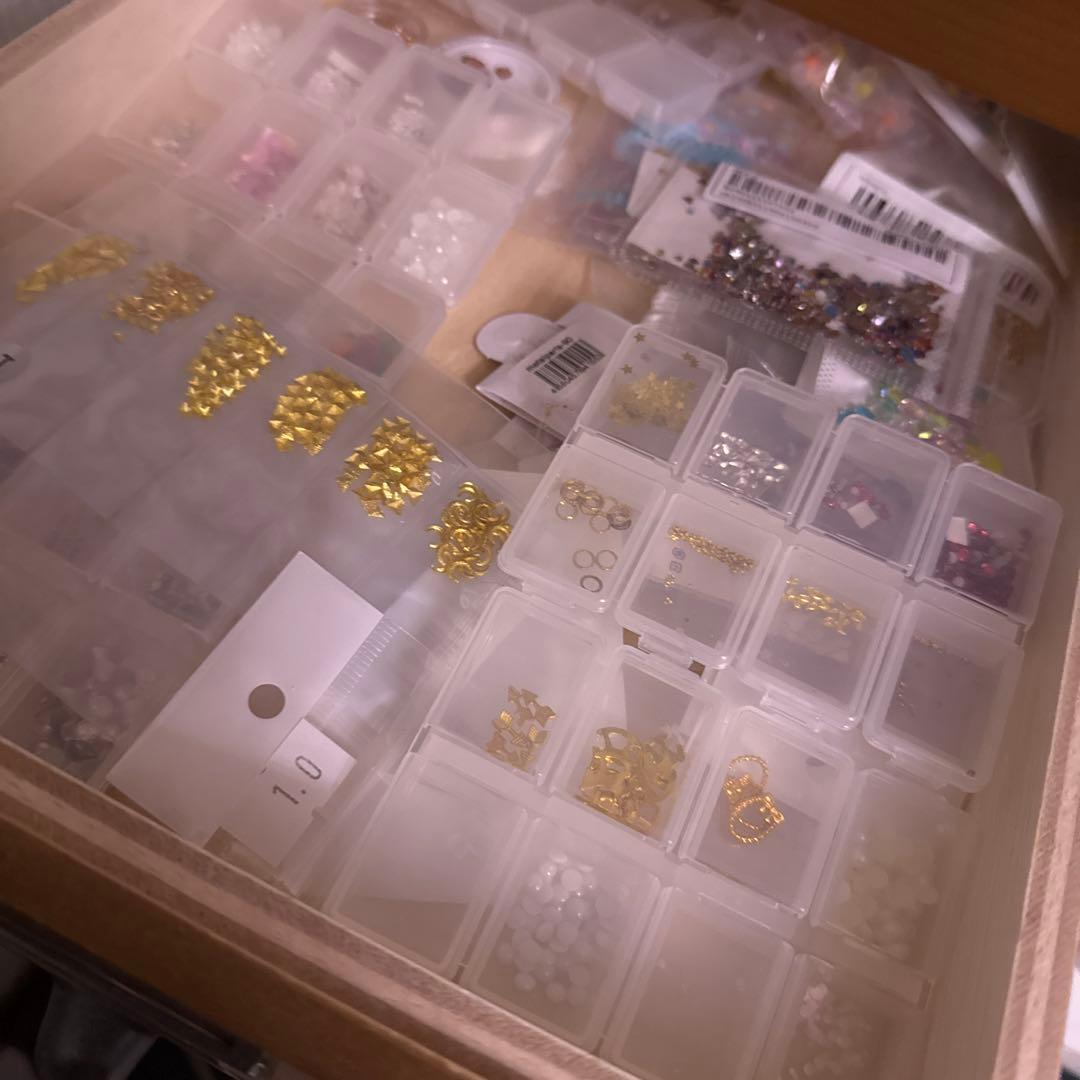 専用ネイルアート用品セット（グリッター・ストーン・ジェル）