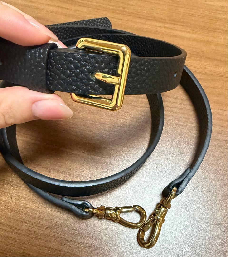 BANDOLIER ブラックショルダーケースiPhone15スマホケース