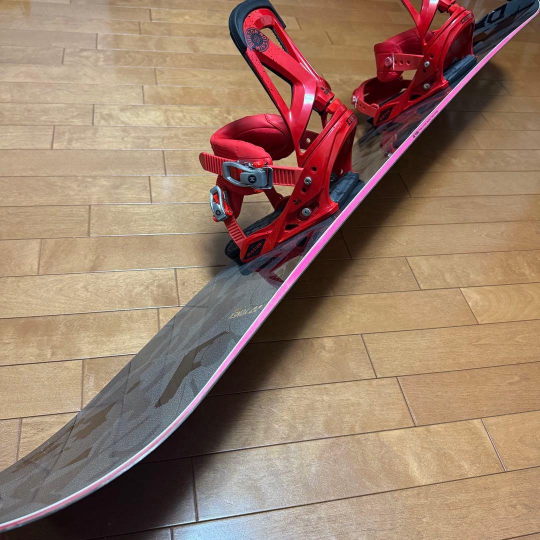 ヨネックス　YONEX 4XP 152 バートン　Burton MISSION