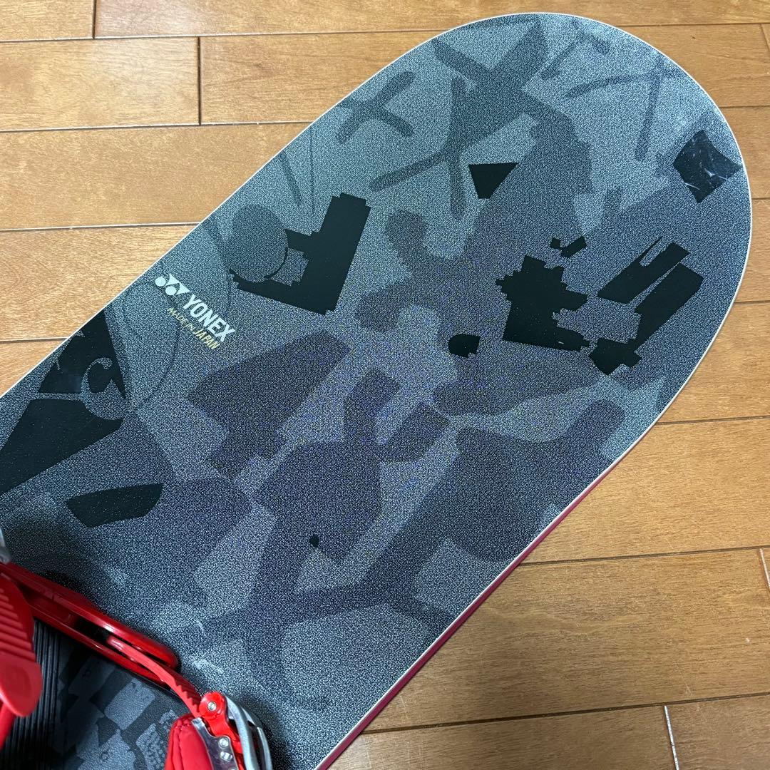 ヨネックス　YONEX 4XP 152 バートン　Burton MISSION
