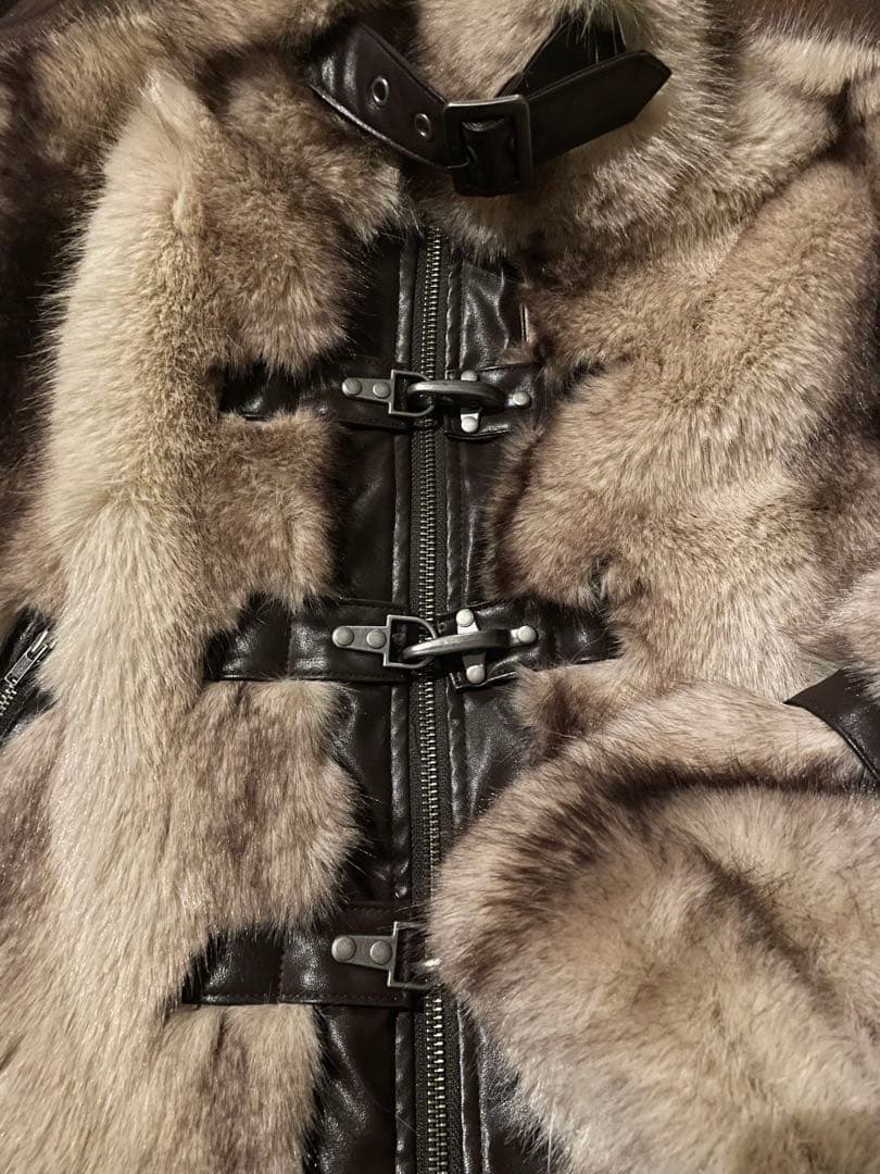 ACLENT ポイントレザーニュアンスファーブルゾン