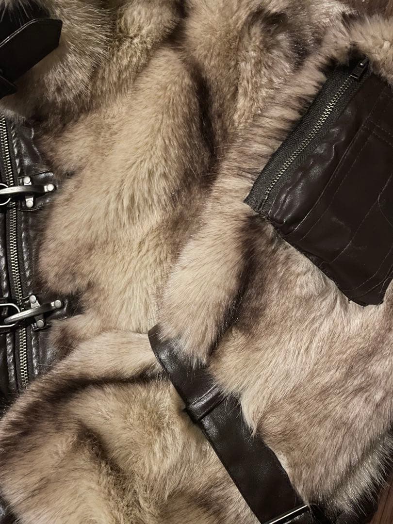 ACLENT ポイントレザーニュアンスファーブルゾン