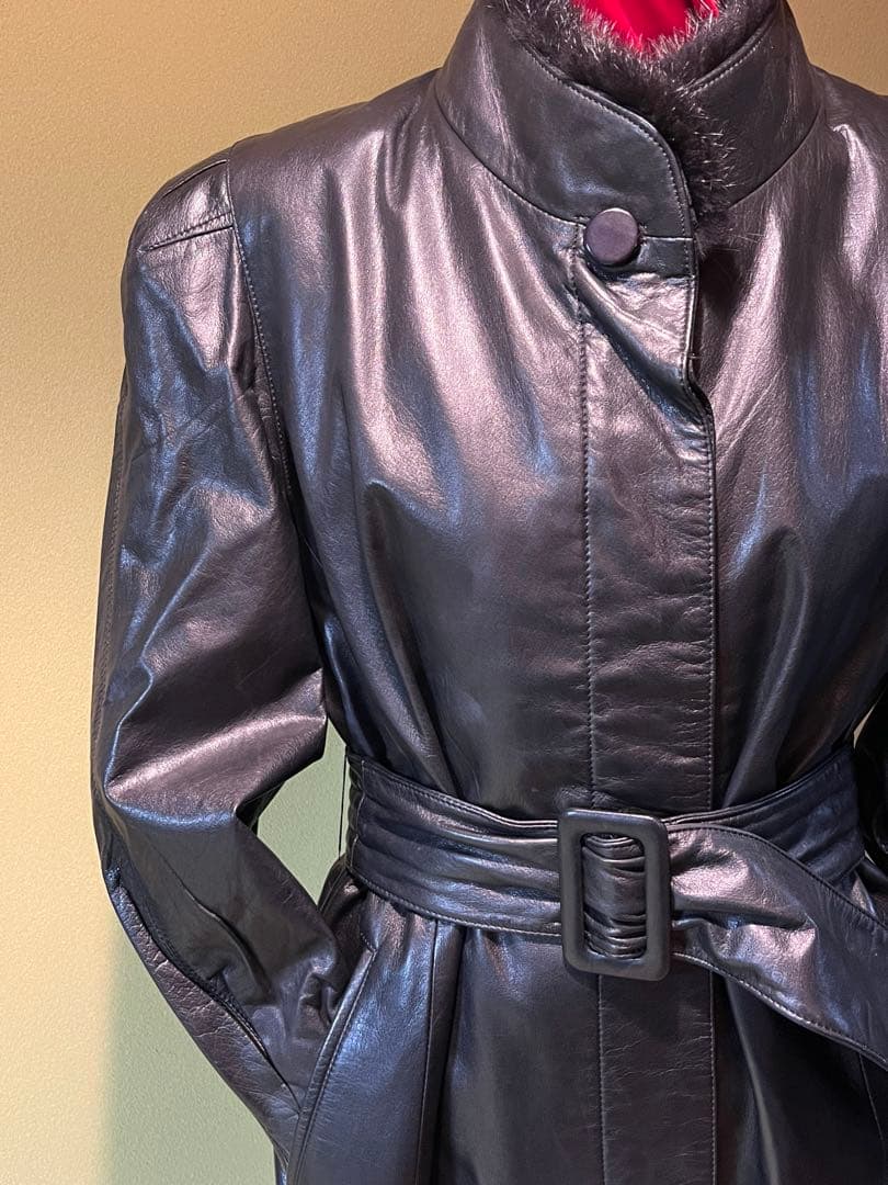 ミンク襟付 牛革スタンドカラー衿ロングコート（カーフレザー）