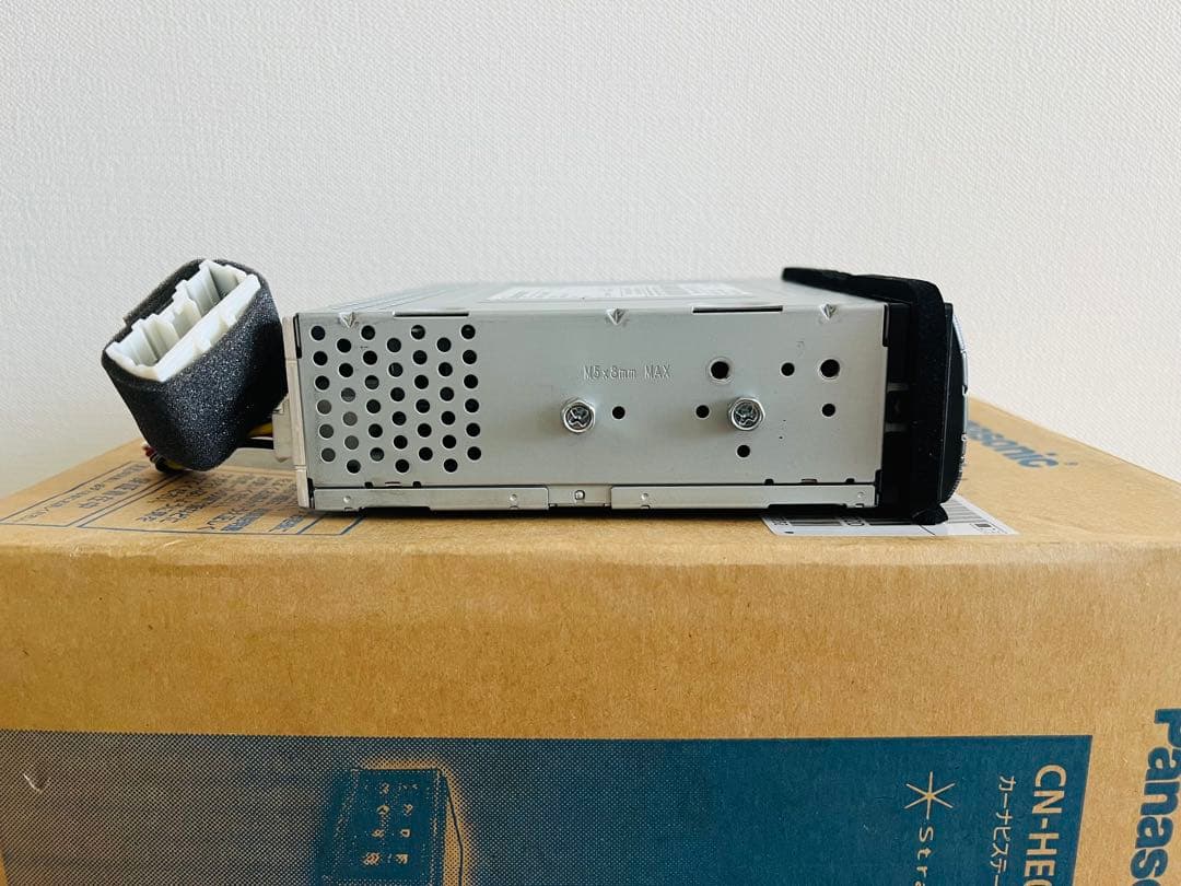 UD TRUCKS PC-4601 　新車外し品