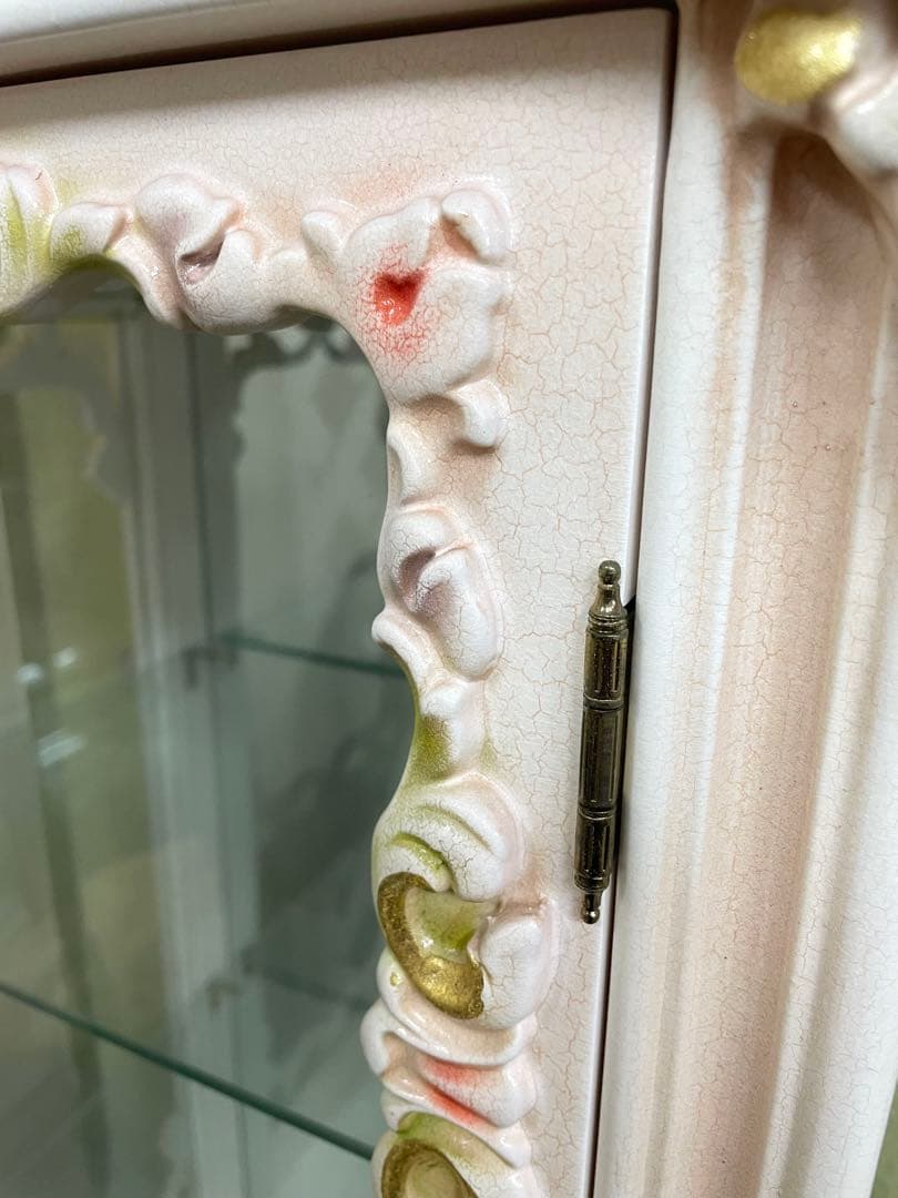 ロココ調ピンクのフラワーモチーフキャビネット 美品