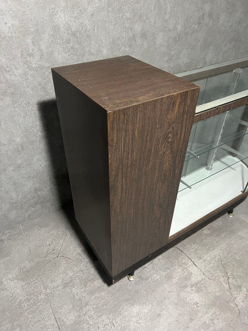 ギリギリ値下げに挑戦！ガラスケース ディスプレイケース ビンテージ