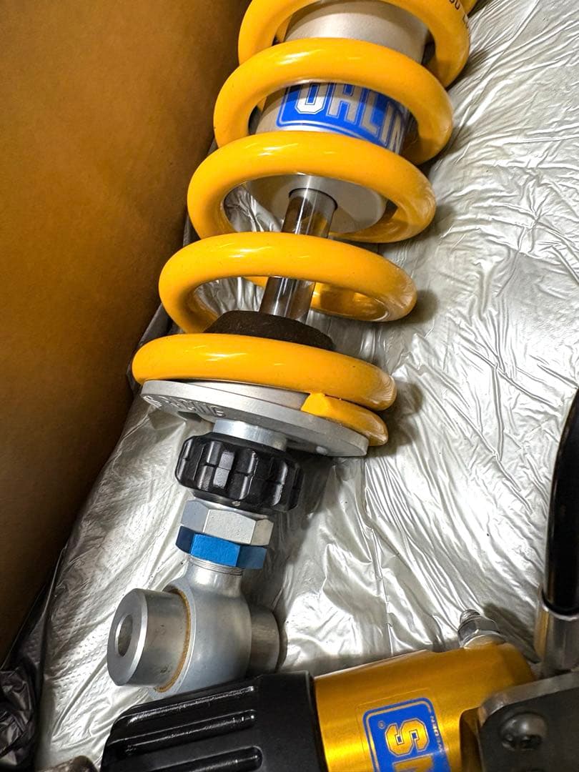 z900rs オーリンズ サスペンション KA739