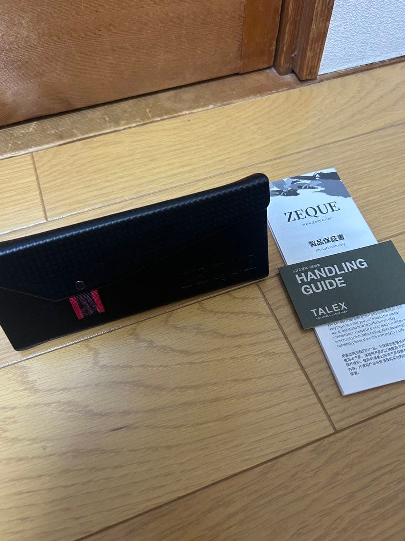 Zeque（ゼクー）　STELTH（ステルス）サングラス 持ち運びケース付き