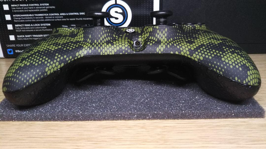 【美品】 SCUF IMPACT スカフ インパクト Hex Camo