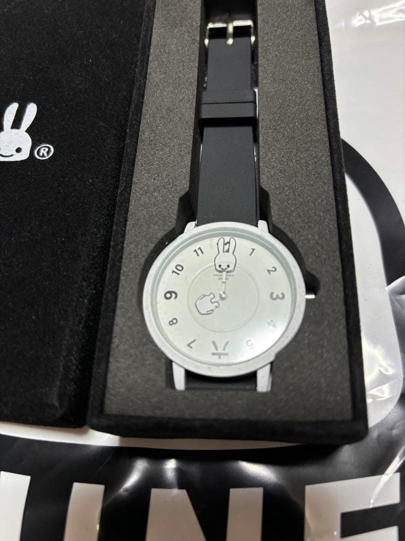 CUNE シリコンバンド ウォッチ 2秒うさちゃん 時計