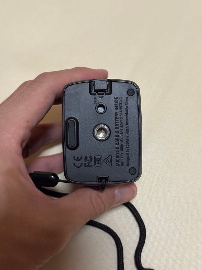 ZOOM Q2n ハンディビデオレコーダー