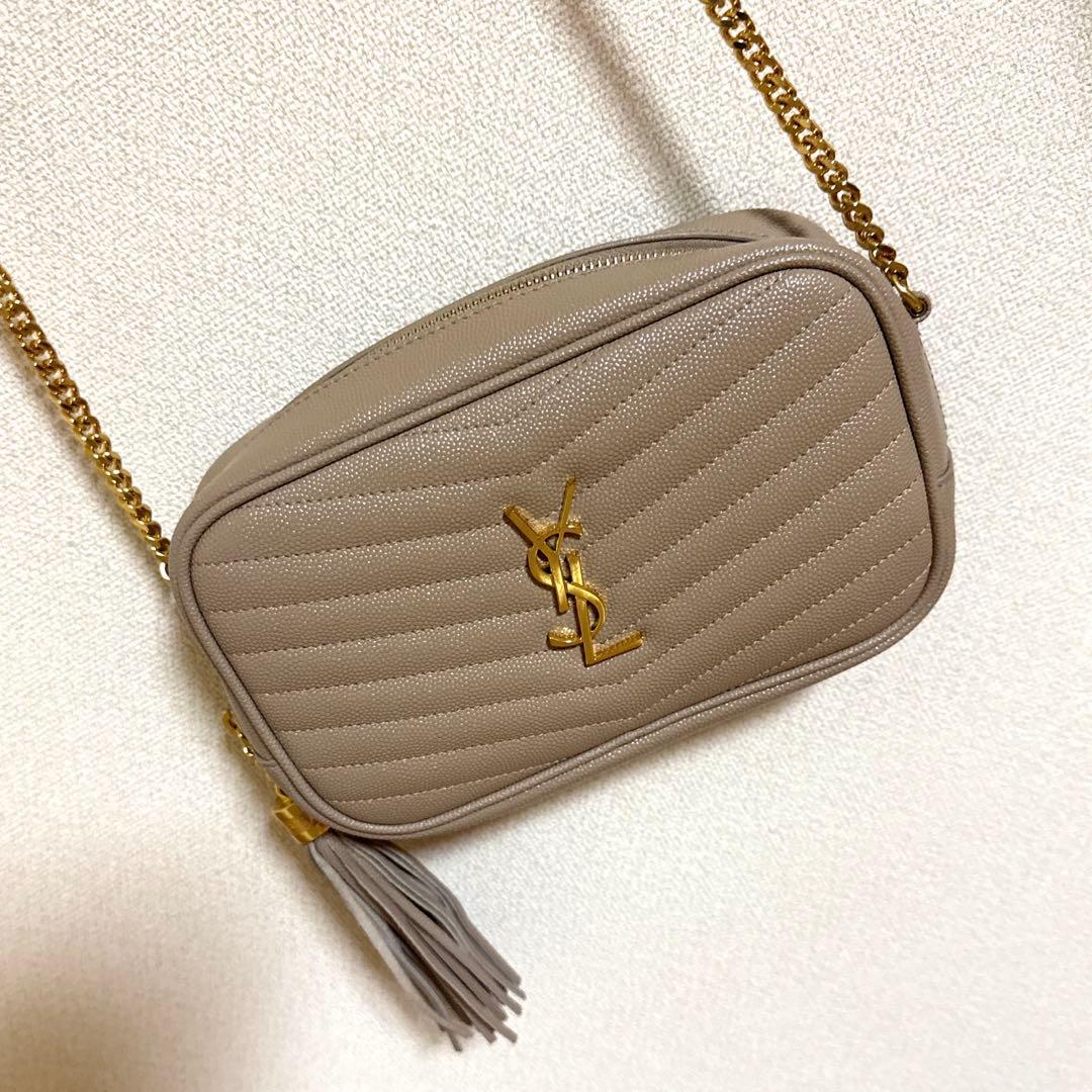 新品未使用　阪急梅田本店購入　SAINT LAURENT ベージュチェーンバッグ