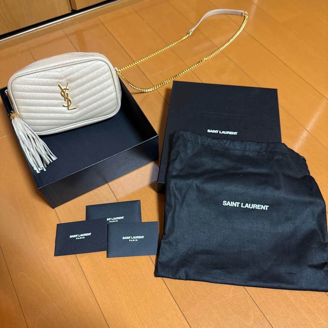 新品未使用　阪急梅田本店購入　SAINT LAURENT ベージュチェーンバッグ