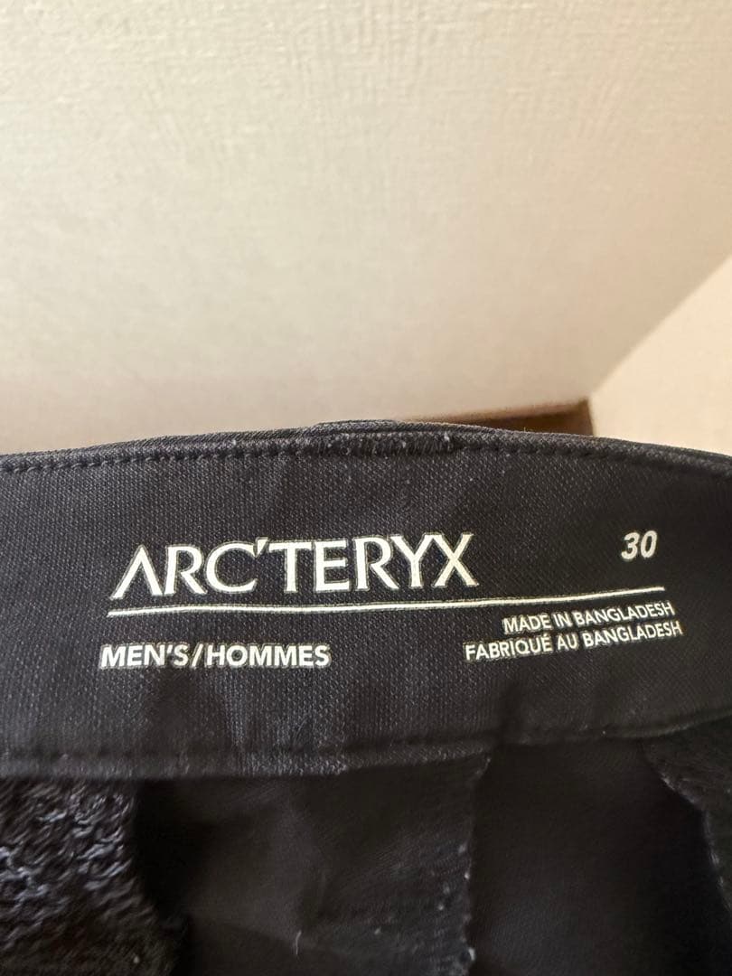 y*i様 【廃盤】アークテリクス アトリン チノパンツ 30 黒 オフィスカジュ