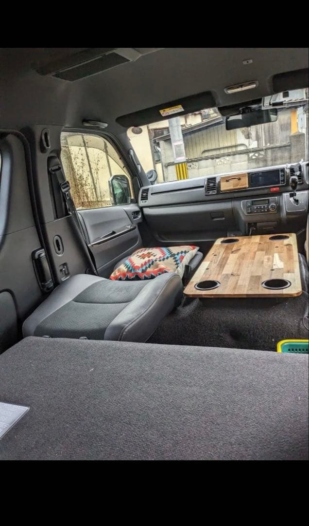 ハイエースワイド専用センターコンソール　オルテガ柄　ネイティブ柄　車中泊　木製