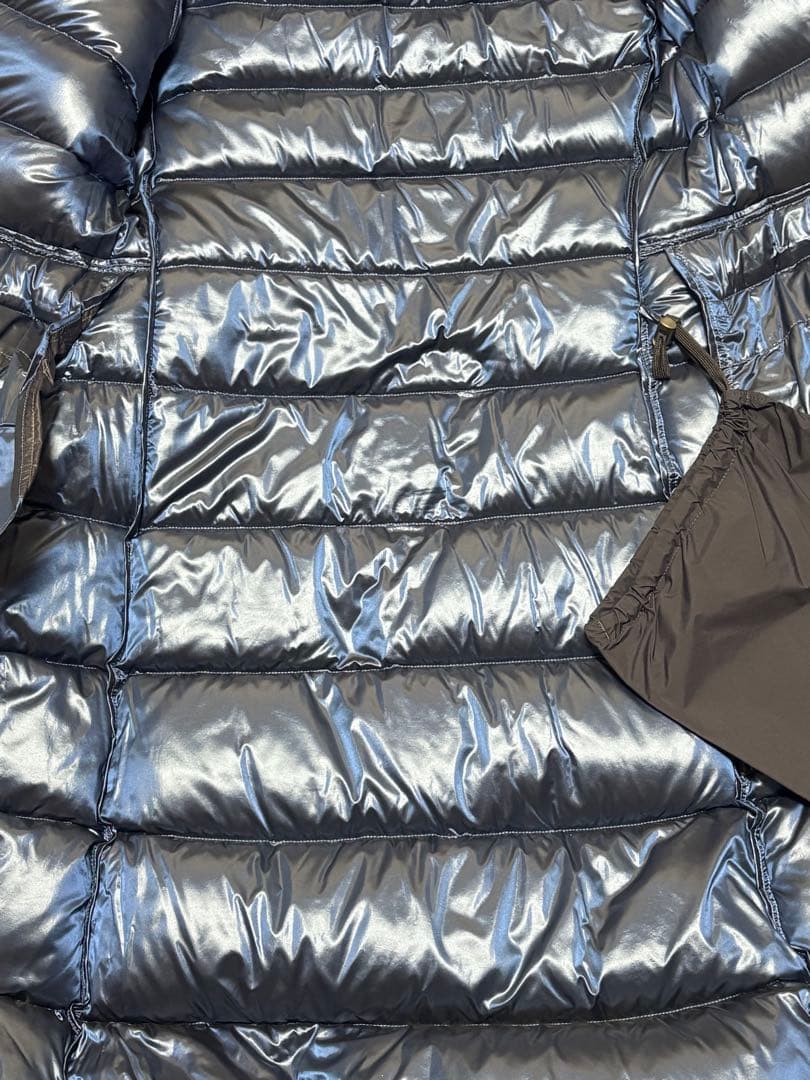 UNIQLO +J ウルトラライトダウンフーデットコート