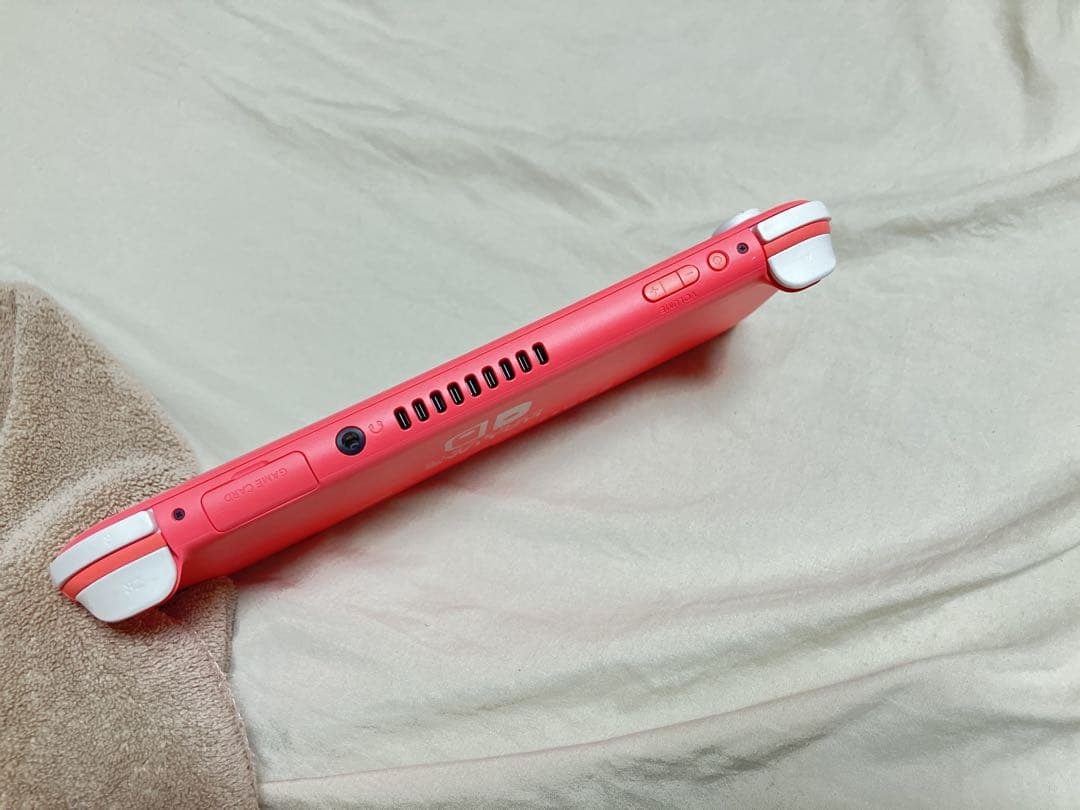 Switch lite ピンク　本体のみ