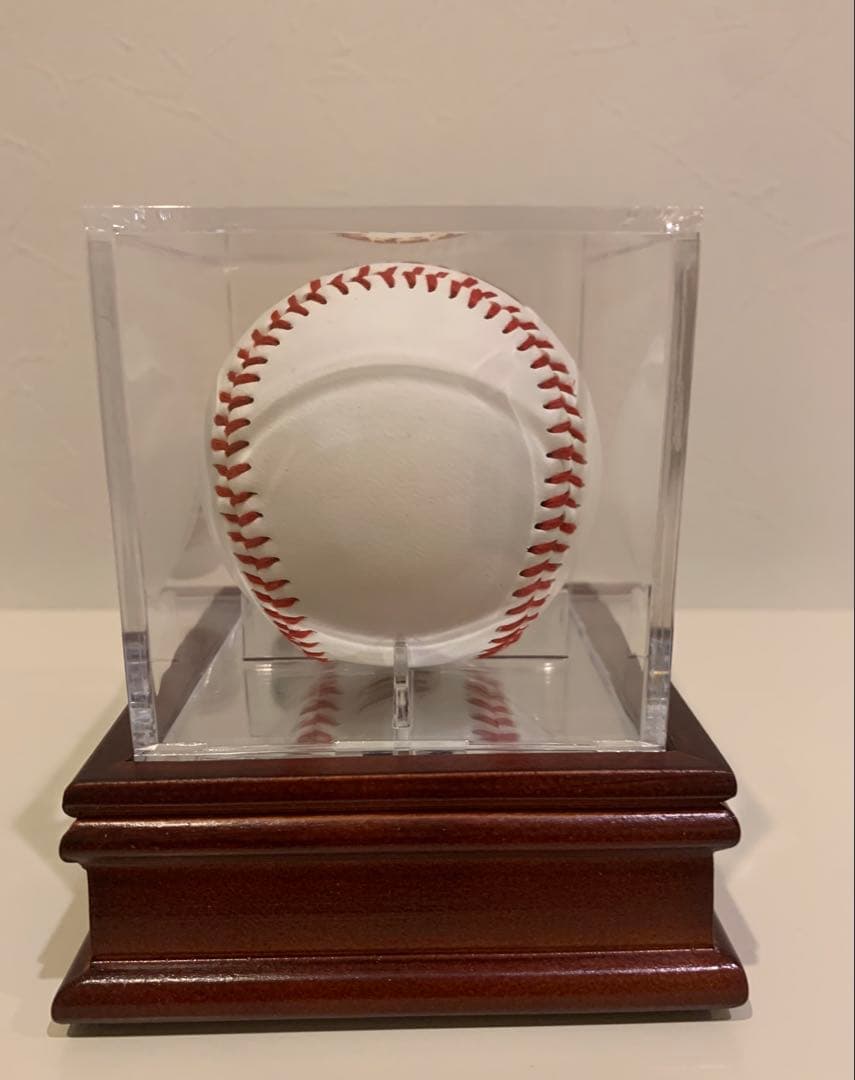 楽天イーグルス　銀次　直筆サインボール　公式品　専用ケース台座付き　オマケ付き