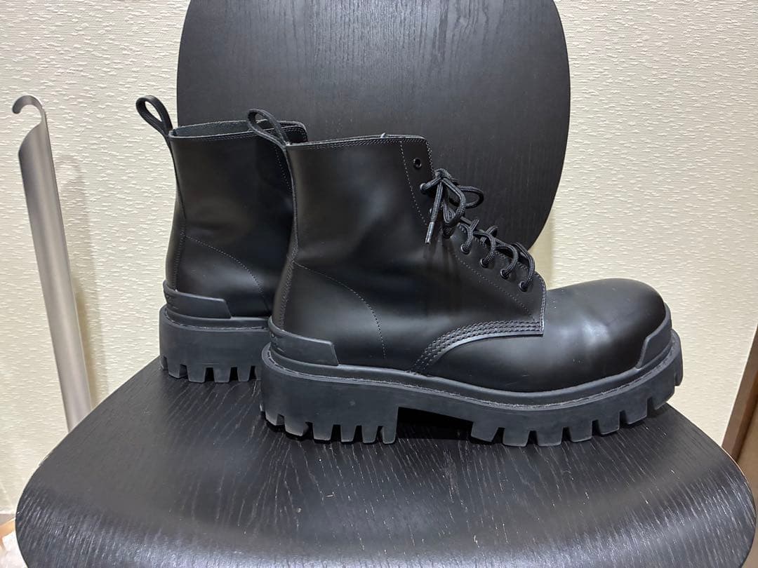 kaori　Balenciaga strike boots 44