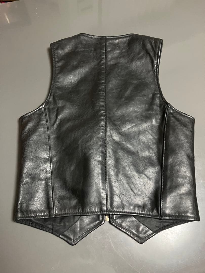 vansonレザーベスト
