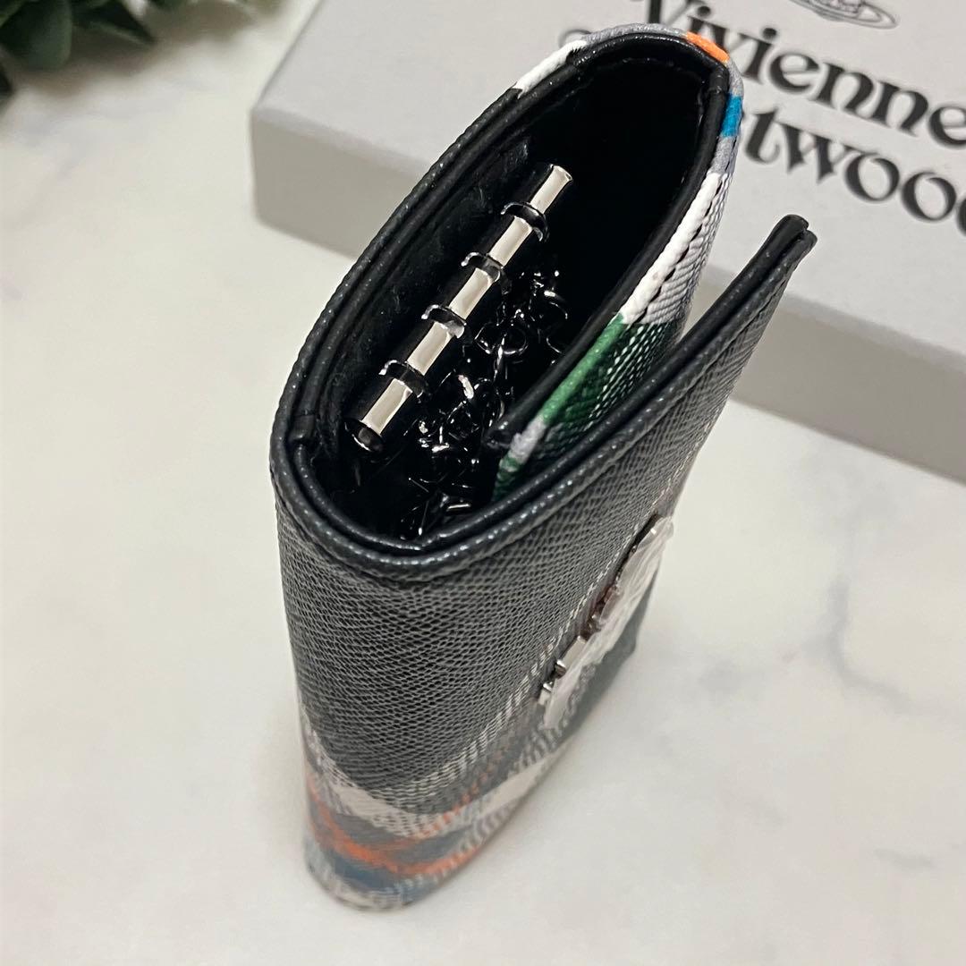 【新品未使用】Vivienne Westwood ✨キーケース　チェック柄