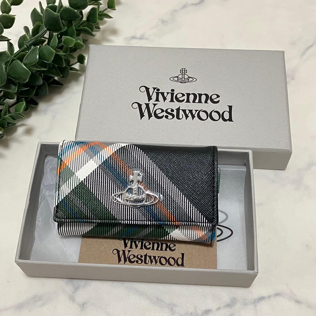 【新品未使用】Vivienne Westwood ✨キーケース　チェック柄