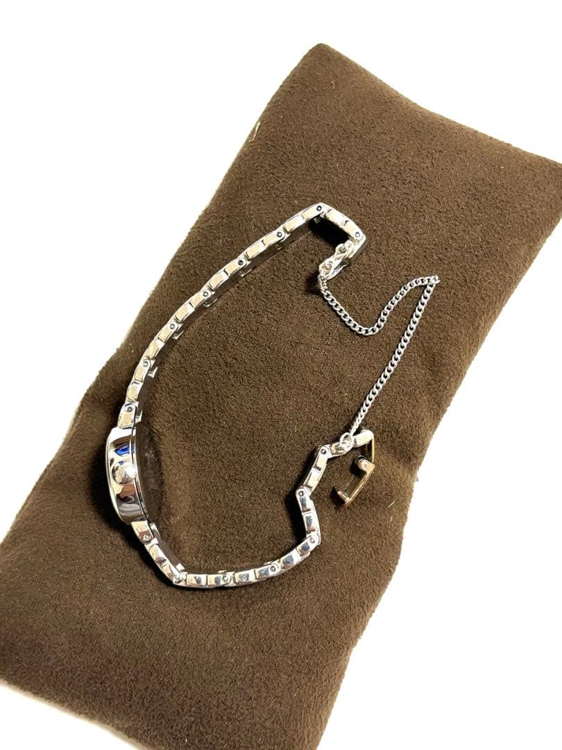 agete アガット腕時計　レディース　黒文字盤　金属ベルト　電池交換済み