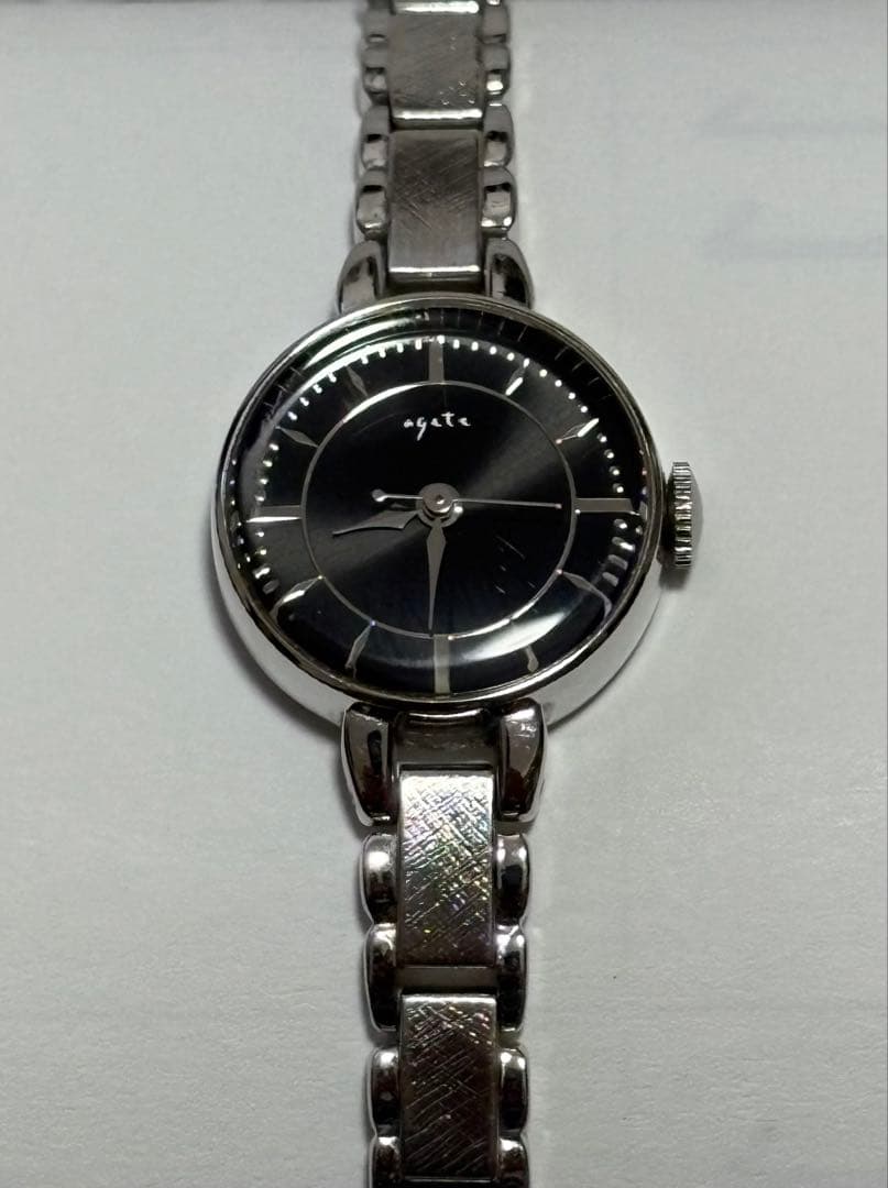 agete アガット腕時計　レディース　黒文字盤　金属ベルト　電池交換済み
