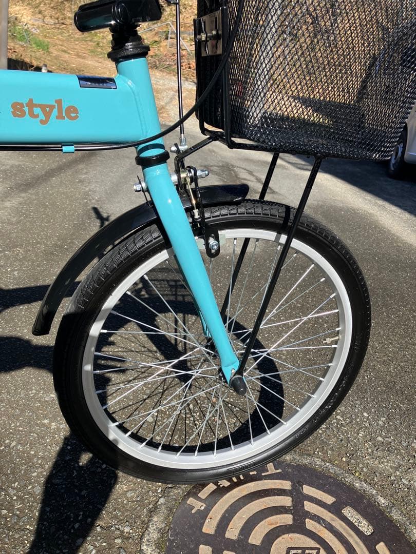 シンプルスタイル20インチ　折りたたみ自転車　カゴつき