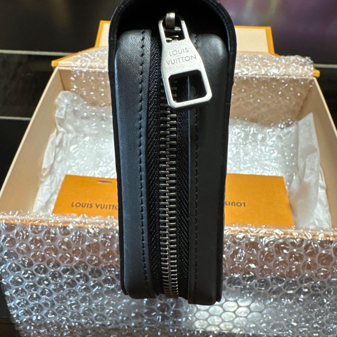 LVダミエ柄ジッピー手提げ財布ちゃんはる専用