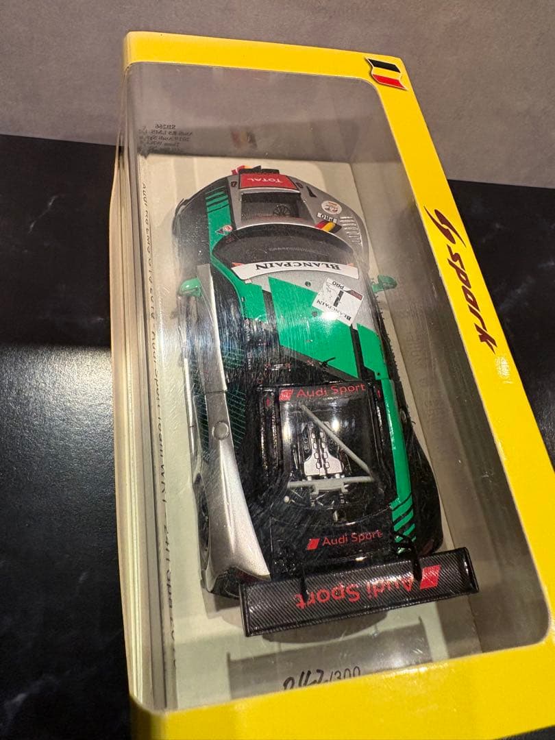ミニカー Audi R8 LMS GT3 2019 Audi Sport Team WRT