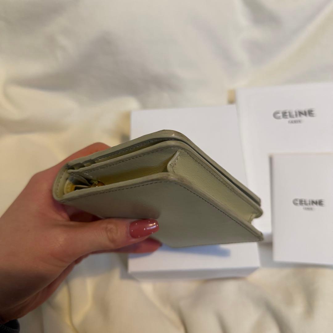 celine トリオンフ コンパクトウォレット / シャイニーカーフスキン