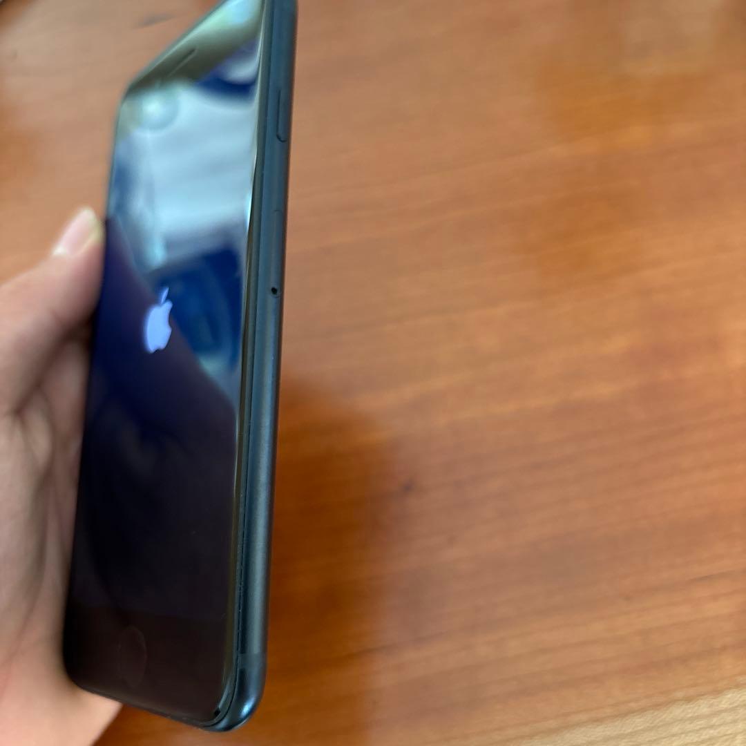 iPhone SE 第3世代　64GB ミッドナイト