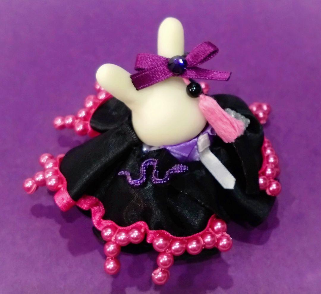 【はち】ドール　赤ちゃん　ドレス　服　蛇　毒　はがね