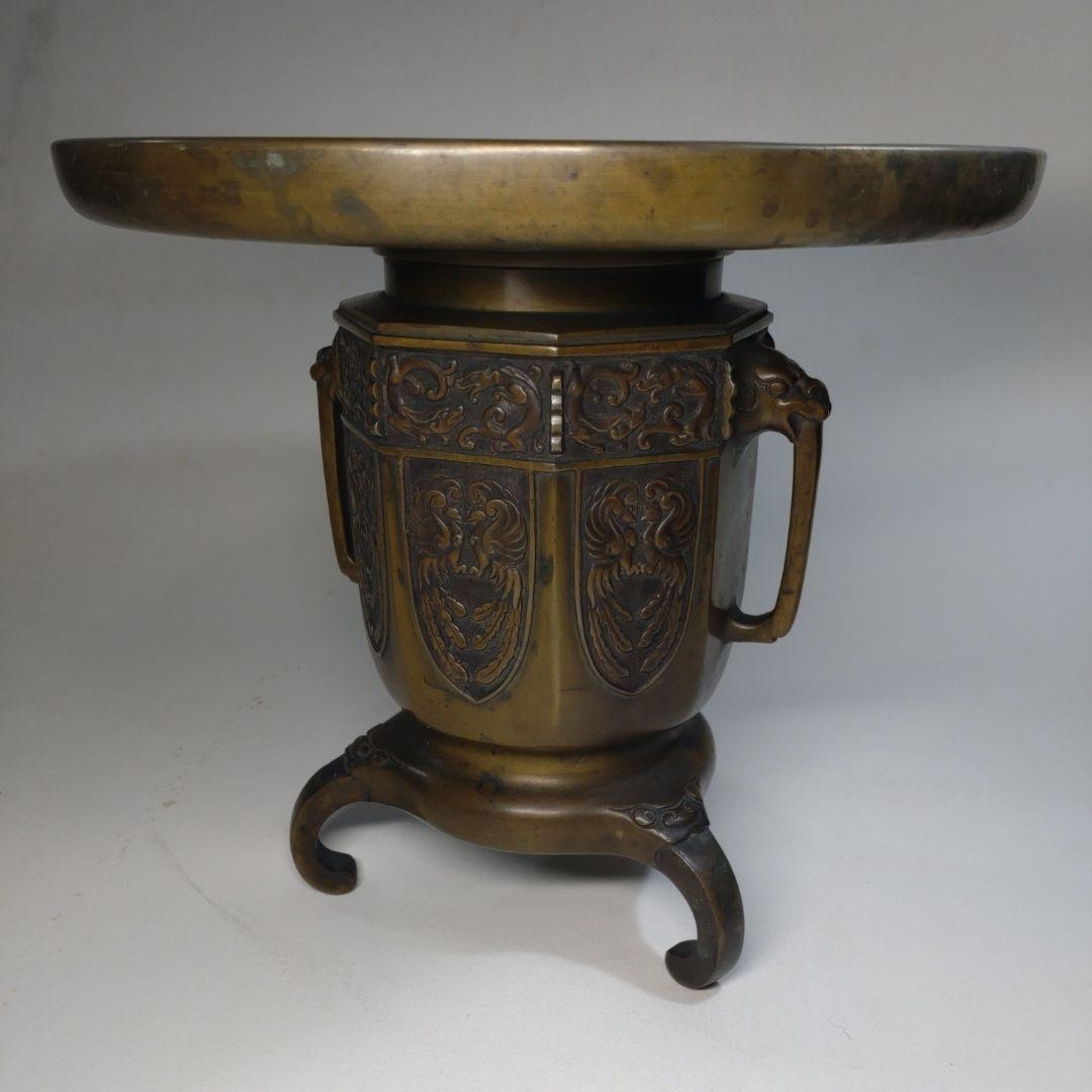 黄銅製　龍鳳凰図 双獣耳 獣足 薄端