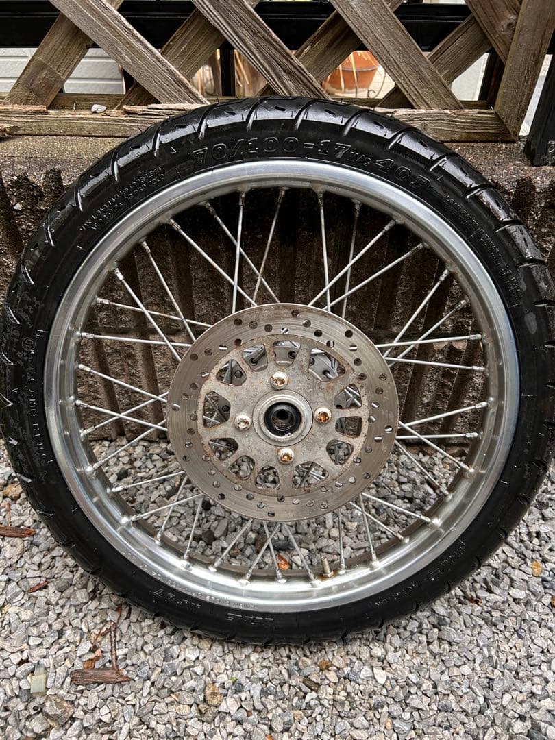 RZ50 RA02J 純正フロントホイール　タイヤ付き