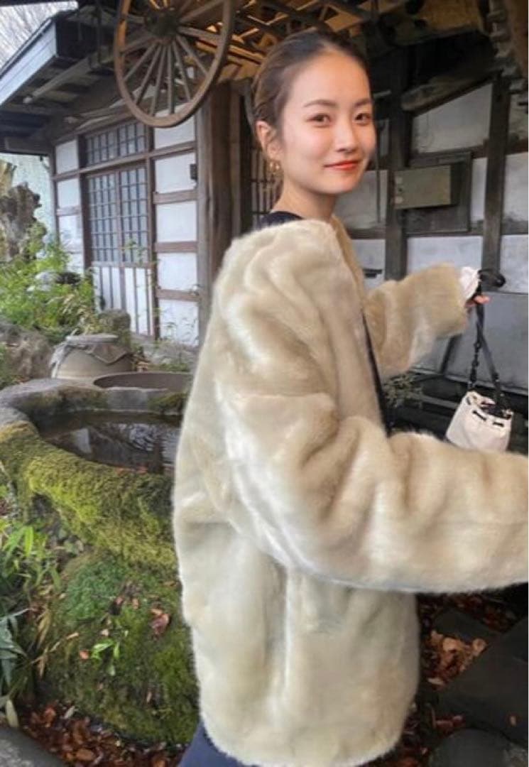 早い者勝ち★Ungrid★フェイクファーコート★ライトグレー★タグ付き