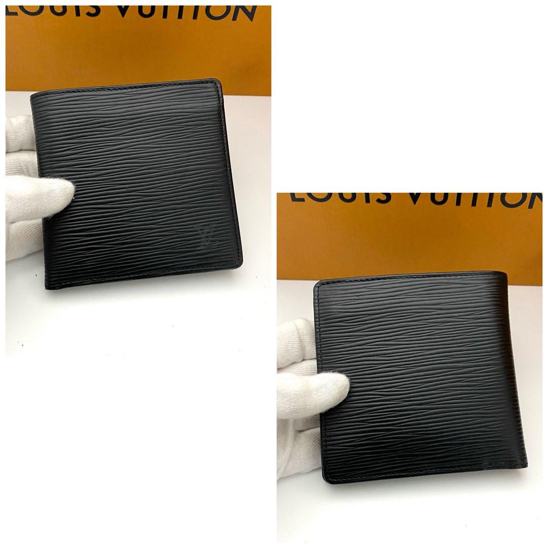 ルイヴィトン　マルコ　エピ　二つ折り財布