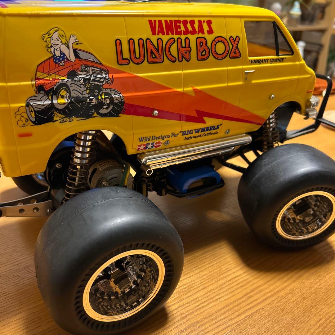 タミヤ　ラジコン　ランチボックス　1/10 フルセット　充電器付