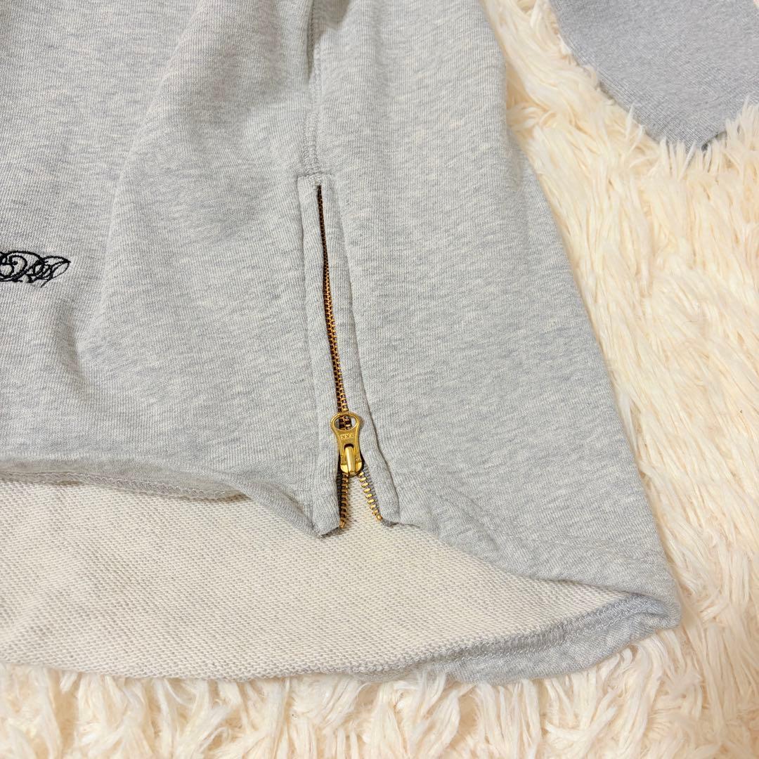 ビアズリー BA刺繍入りドルマントレーナー　サイドジップ