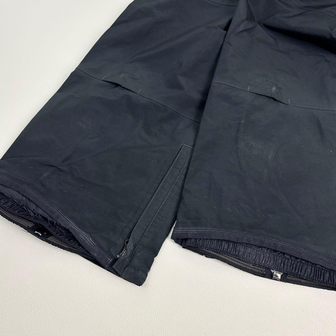 2457【美品】バートン ビブパンツ ゴアテックス スノボウェア 黒 つなぎ