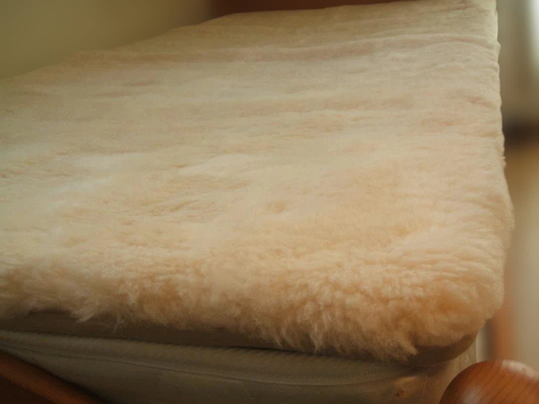 新品＊じぶんまくら日本ムートン製＊オーストラリア産毛足３５ミリ＊ムートンシーツＳ