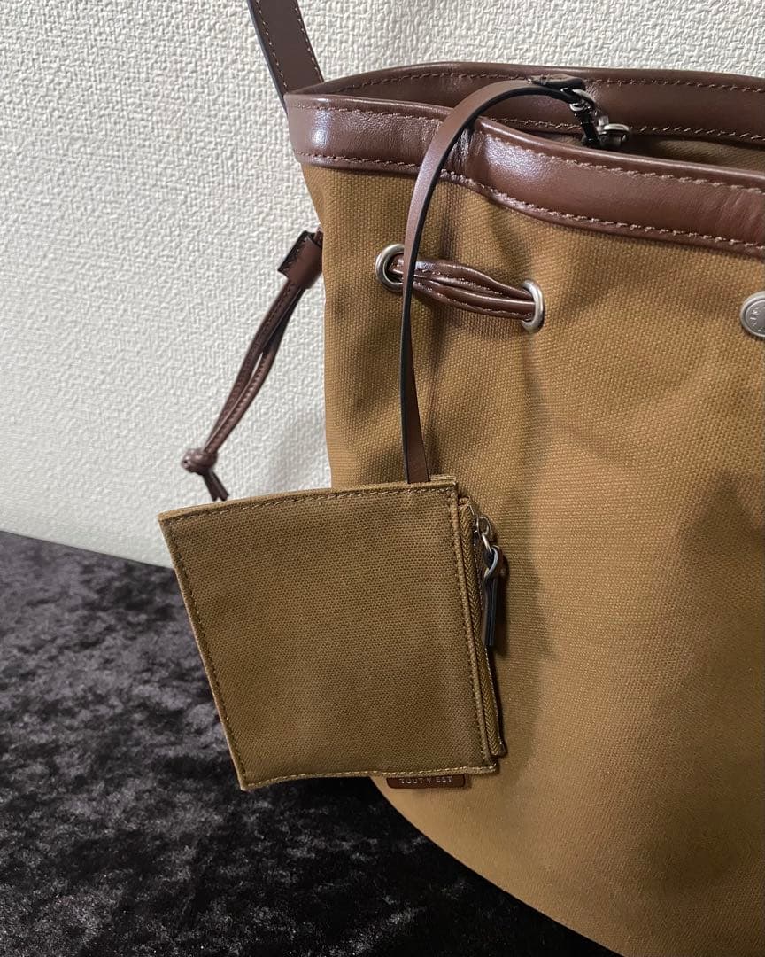 ブラウン キャンバス地　トートバッグ　ショルダーバッグ　コキーユ