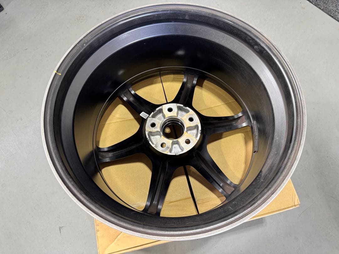 R35 GT-R NISMO RAYS 20×10.5J 純正リアホイール　1本