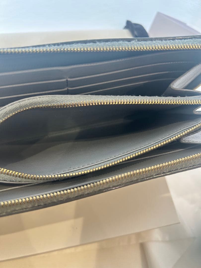 セリーヌ 長財布 ラージ ラウンドジップ グレー
