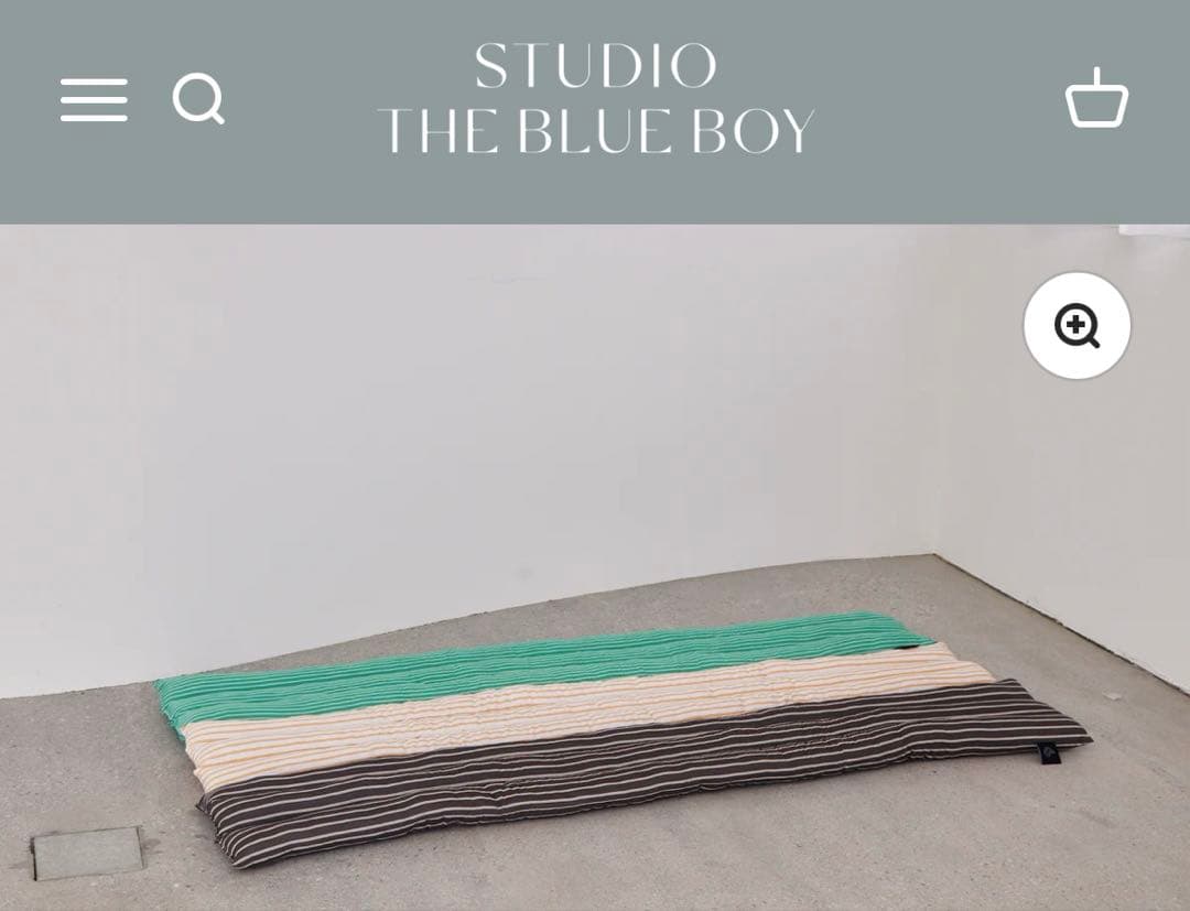 スタジオザブルーボーイ　STUDIO THE BLUE BOY クッション