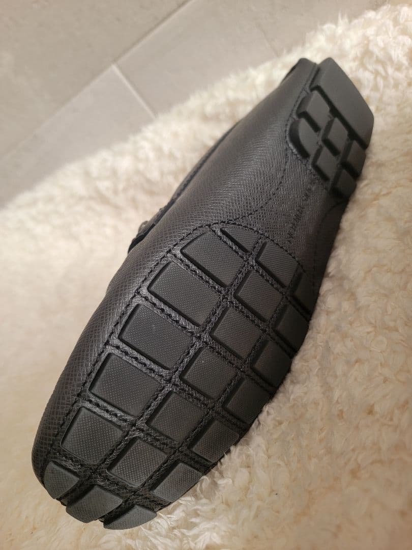 Louis Vuitton グレー ローファー