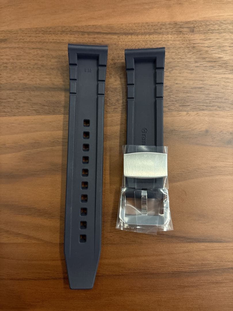 グランドセイコー Grand Seiko 22mm ネイビー　ラバーベルト