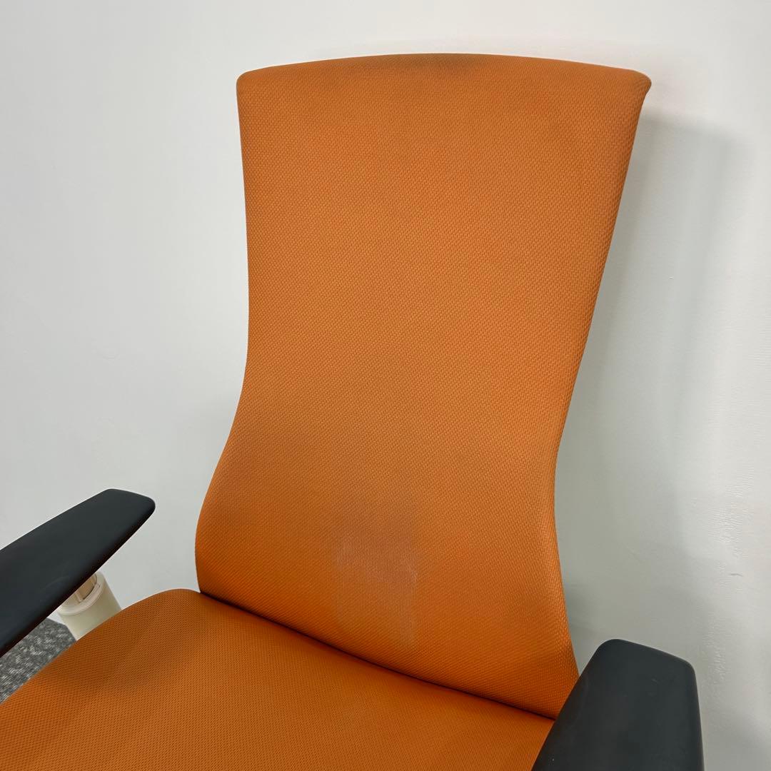 N. エンボディチェア ハーマンミラー ホワイト Embody オレンジ